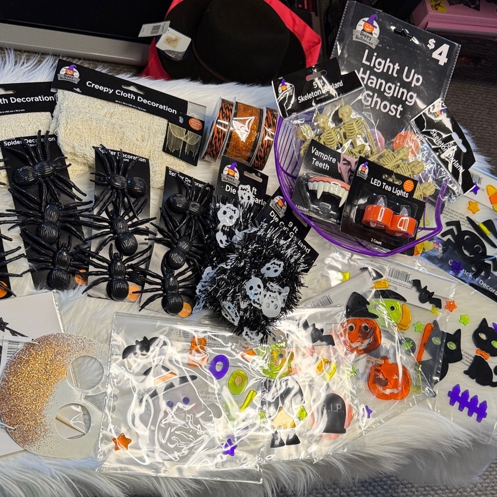 Halloween Party Decoration Set Huge Lot 27 pieces!